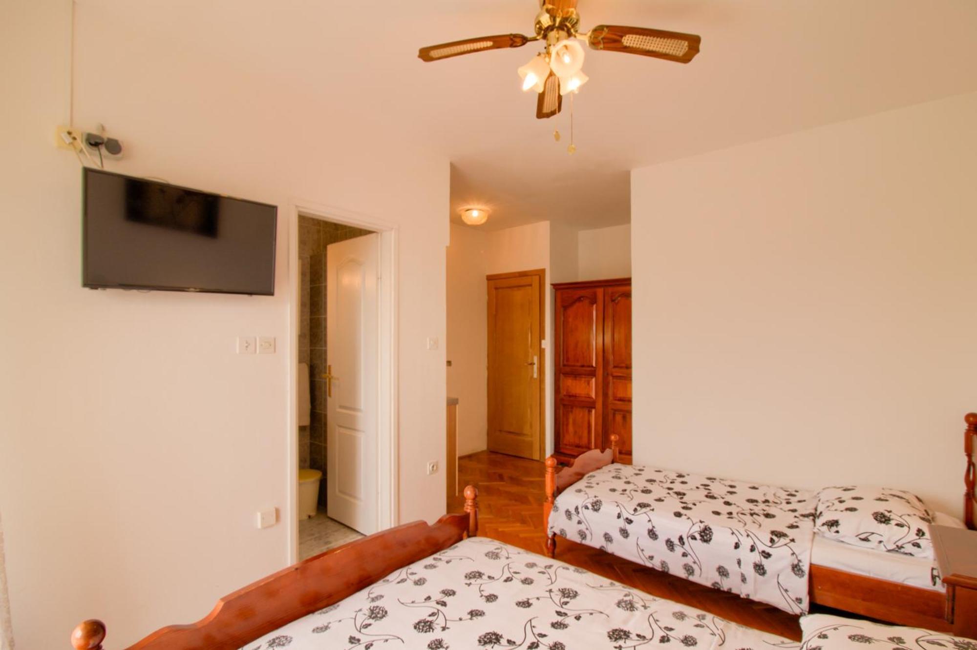 Apartments Sosic II Ровінь Екстер'єр фото